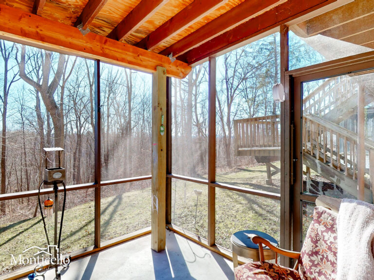 10 Edgewood Exterior-02