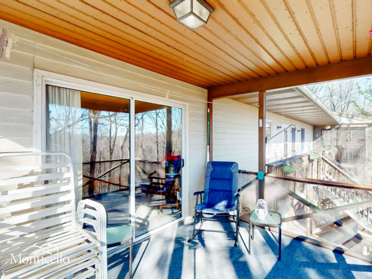 10 Edgewood Exterior-08